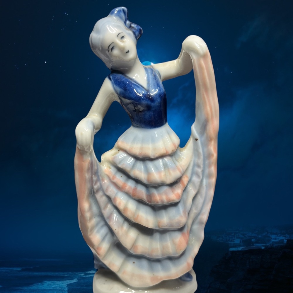 Vintage “Occupied Japan” stamped Porcelain Figurine - Spanish Dancer